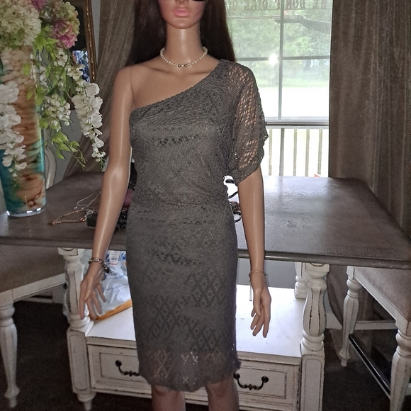 London Times dress, size 4 - Picture 6 of 8